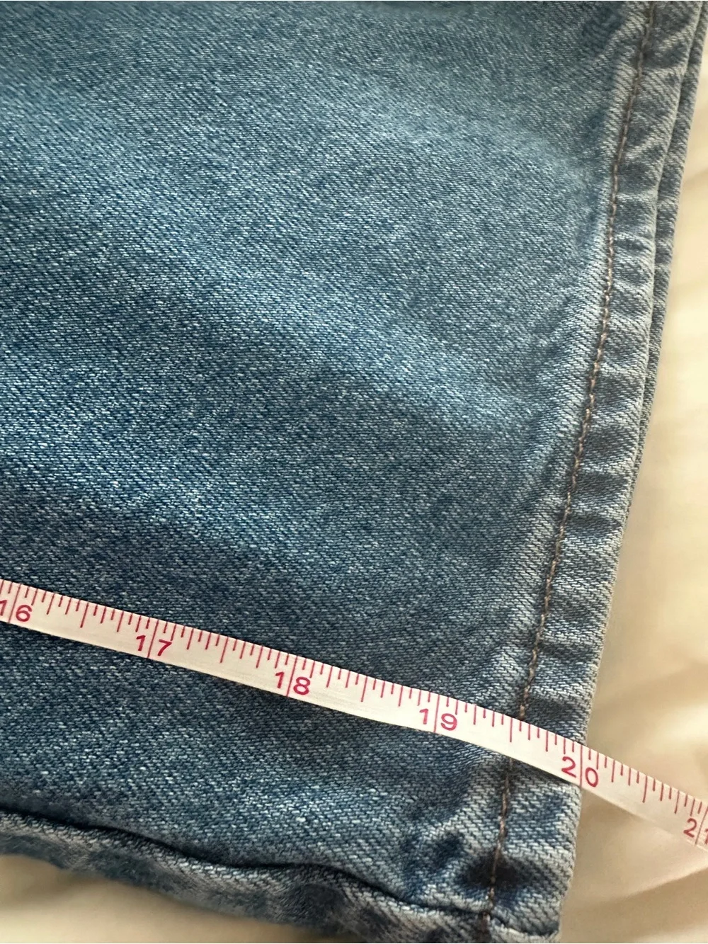Empyre blue wash denim relax skate jorts